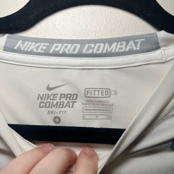 Nike Pro Combat White Long Sleeve Tee - Picture 4 of 5